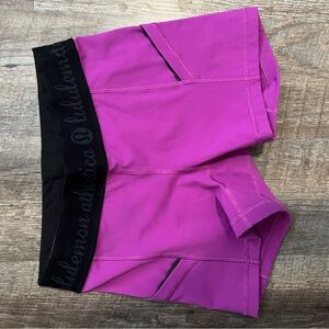 Never worn Lulu lemon shorts